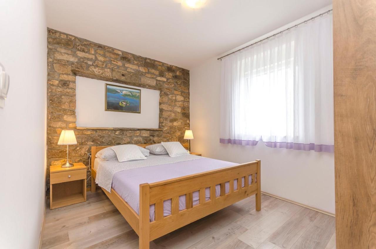 Apartment Luka Rupe Экстерьер фото