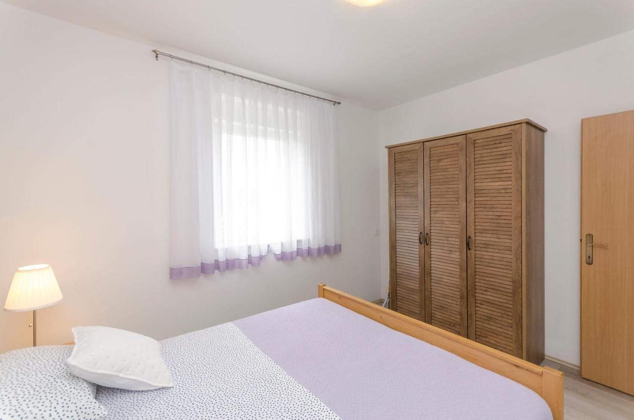 Apartment Luka Rupe Экстерьер фото